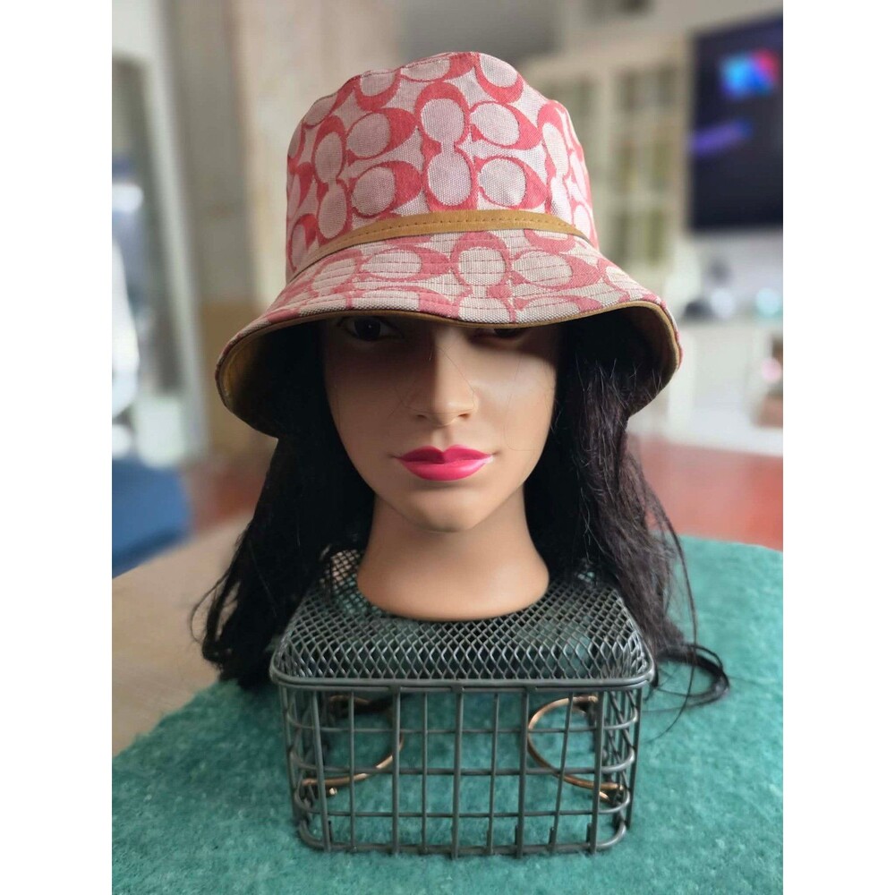 Vintage signature coach bucket hat - Picture 1 of 9